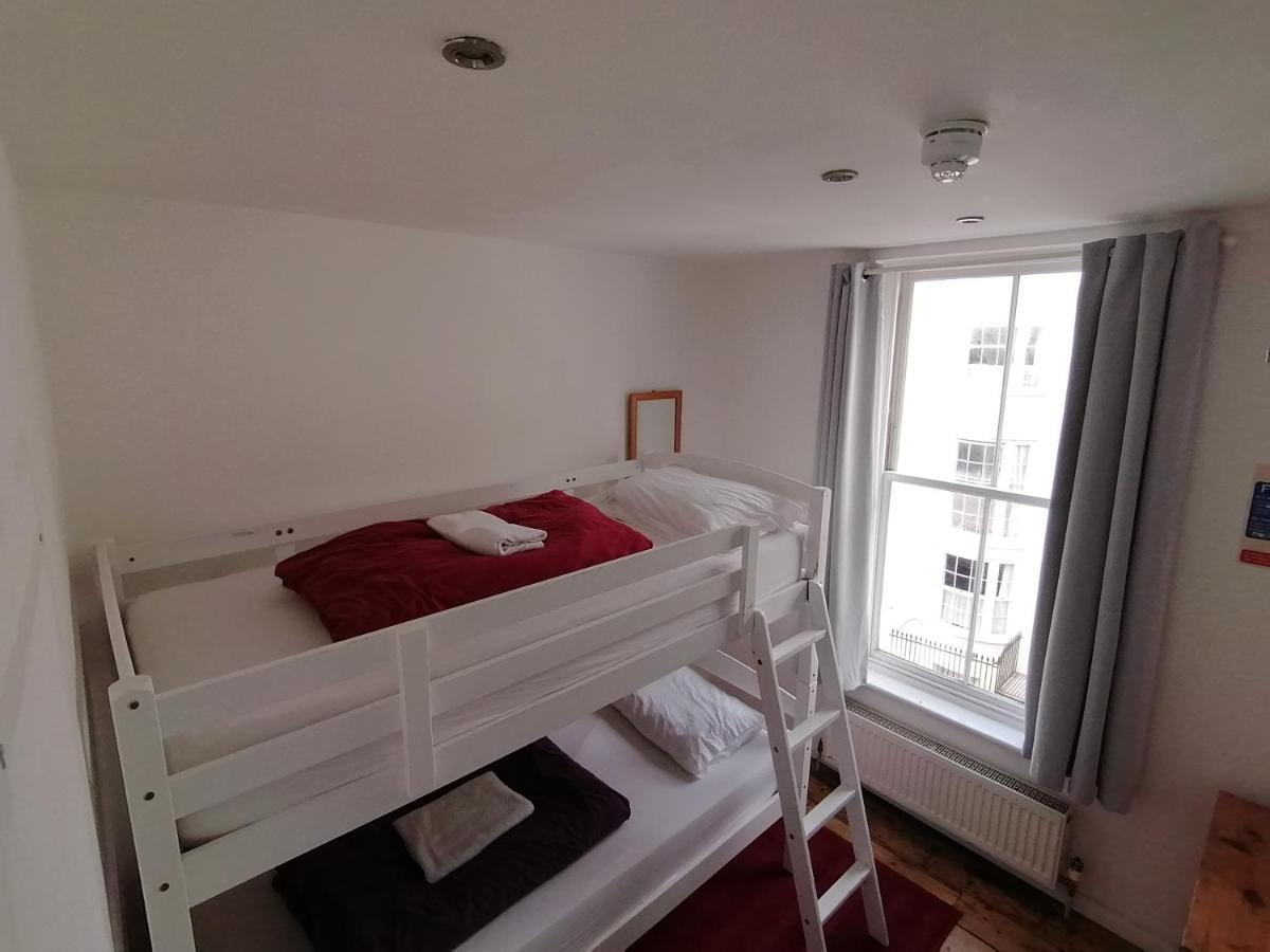Хостел Seadragon Backpackers Brighton Екстер'єр фото